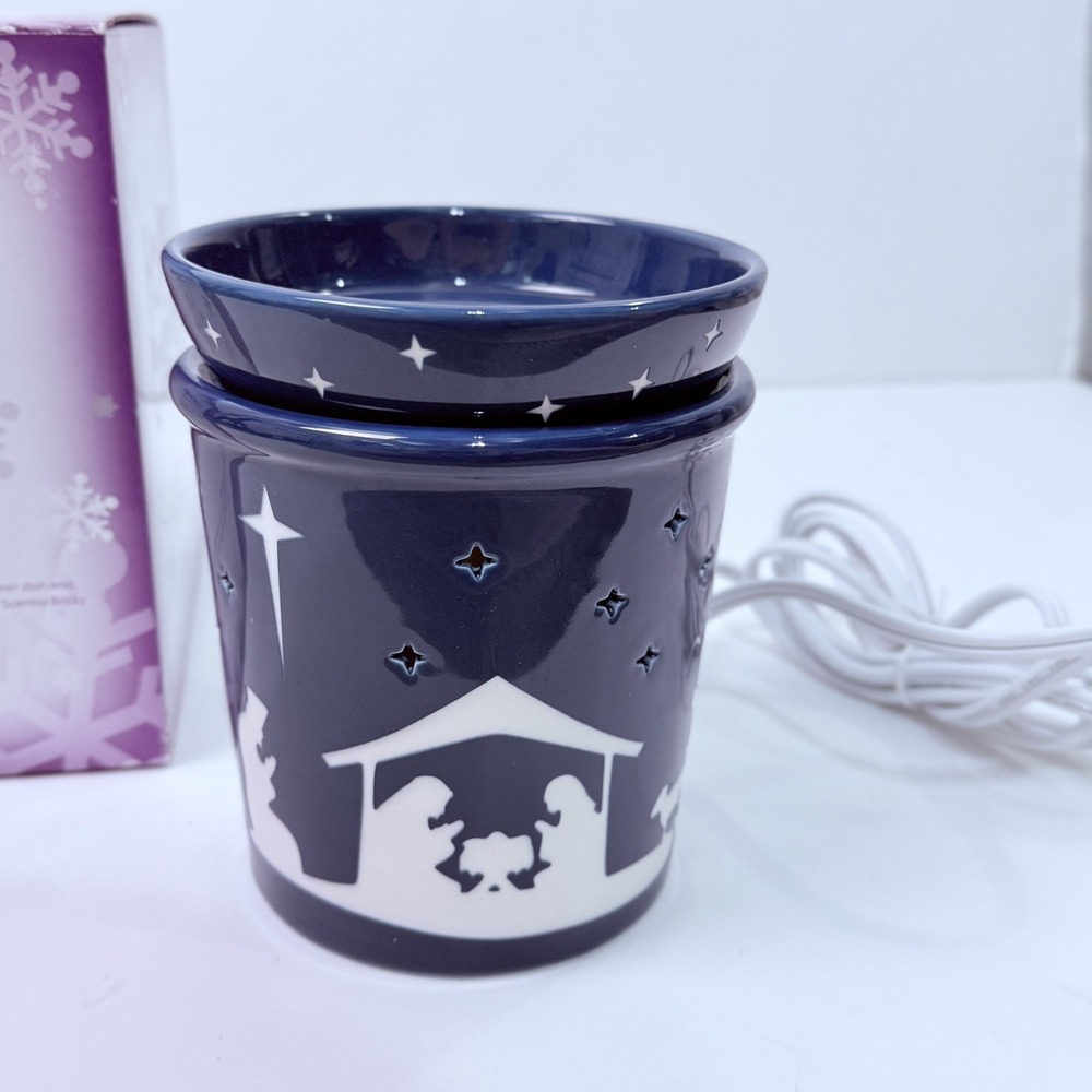 Scentsy Wax Melt Warmer Silent Night Nativity Christmas Holiday Full Size Blue